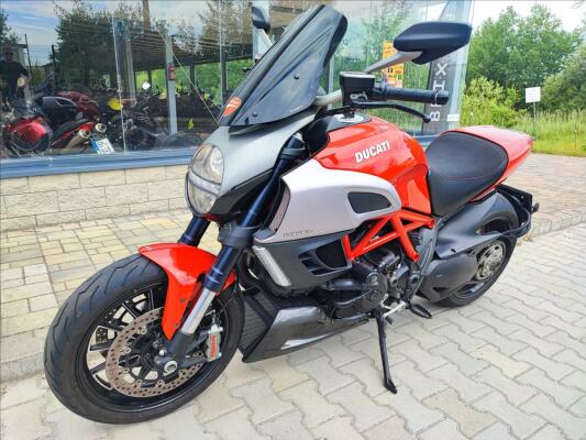 Ducati Diavel