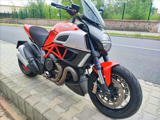 Ducati Diavel