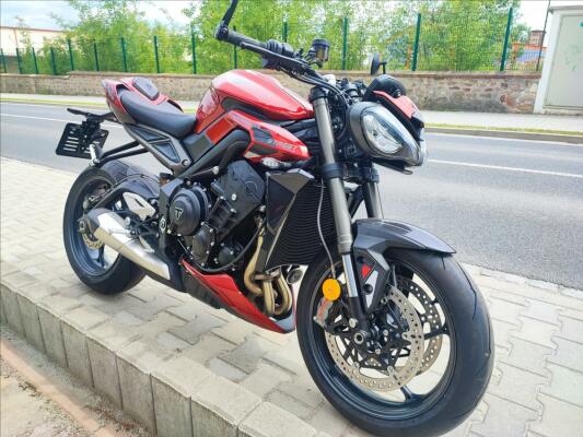 Triumph Street Triple 765 RS 2024