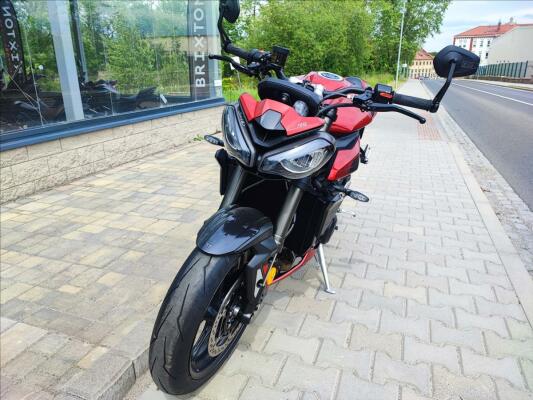 Triumph Street Triple 765 RS 2024