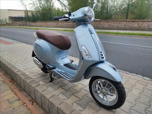 Vespa Primavera 125 2024