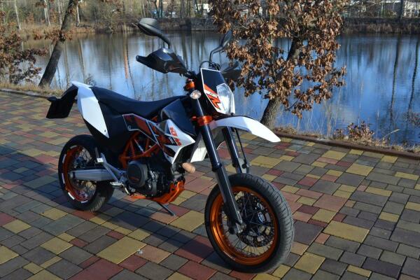 KTM 690 SMC 2015