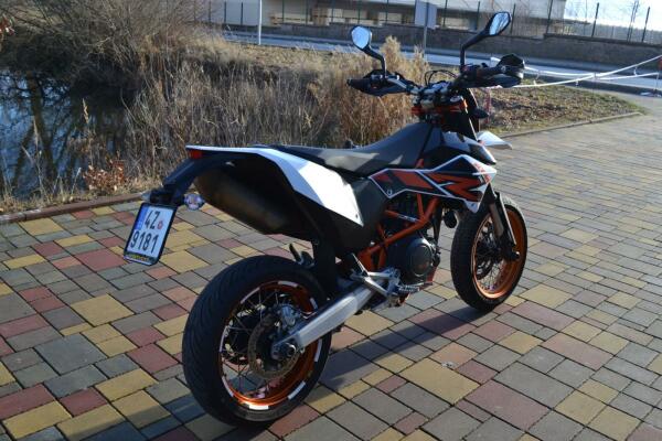 KTM 690 SMC 2015