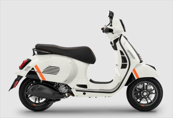 Vespa GTS 300 Super Sport 2024