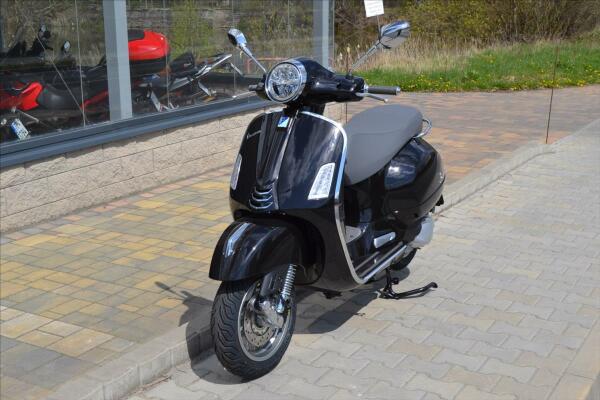 Vespa GTS 300 2024 nový model