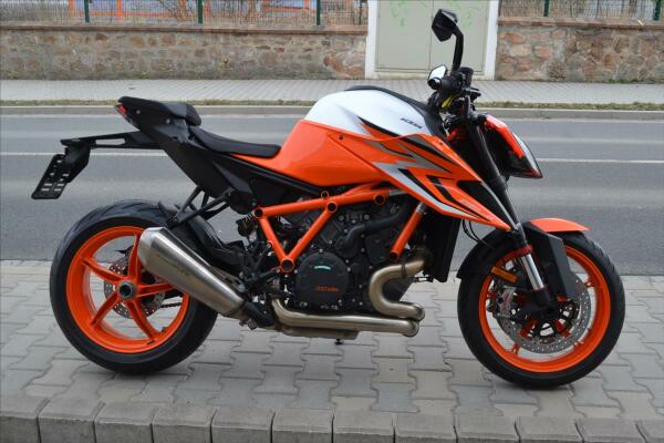 KTM 1290 Super Duke + Techpack