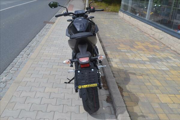 Suzuki GSX-8S 2024 záruka 40K km